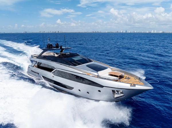 2022 Riva 90' Argo