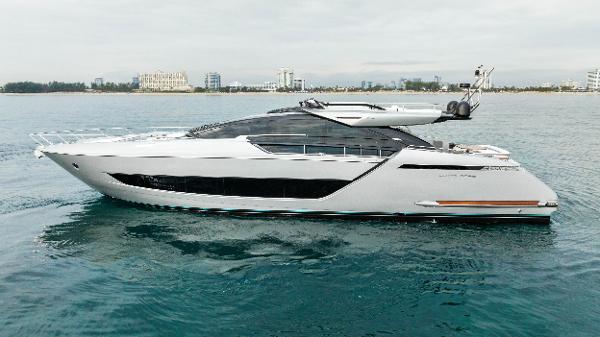 2021 Riva 88' FOLGORE