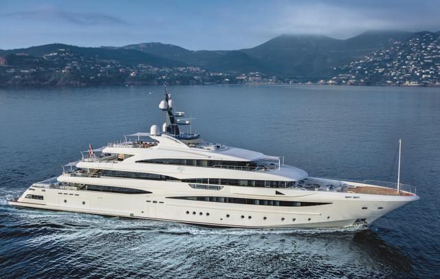 crn-cloud-9-used-yacht-for-sale