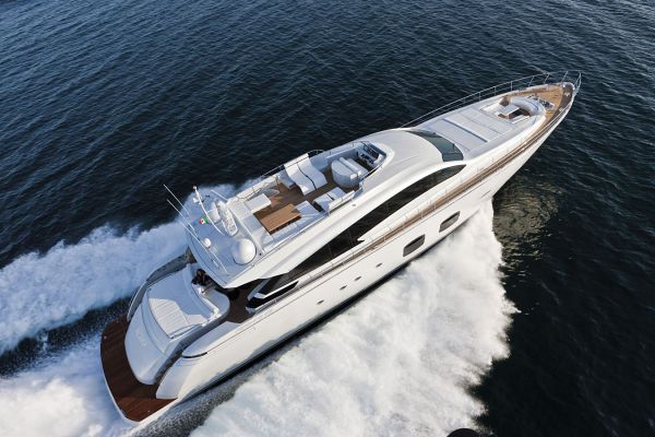 LE CAPRICE IV 2011 PERSHING 